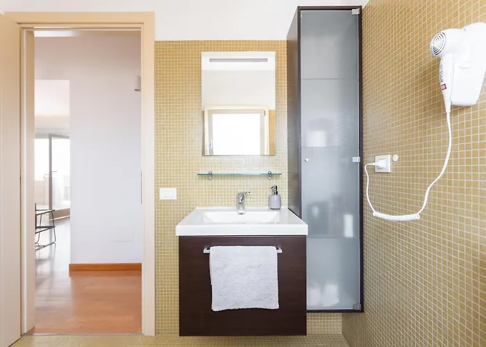 Attico Eleonora- Terrazza & Parcheggio In Centro Lägenhet Oristano