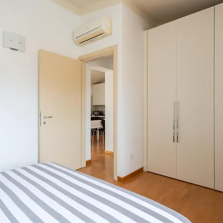 Attico Eleonora- Terrazza & Parcheggio In Centro أوريستانو